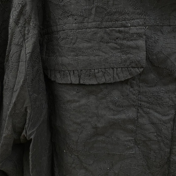 Andree by Unit Eyelet Long Sleeve Button-Down with Chest Pockets in Black SZ 1X - Picture 5 of 5